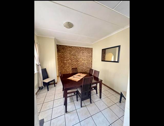 4 BEDROOM HOUSE FOR SALE IN ELSPARK